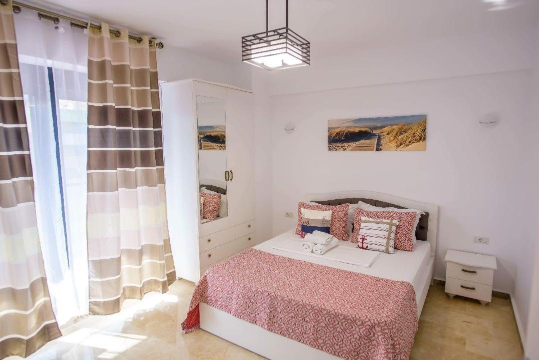 Sophia 2 & Moonlight Hotel 3*